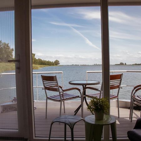 Houseboat Uitzicht Over Veluwemeer, Natuurlokatie, Prachtige Vergezichten Биддингхёйзен Экстерьер фото